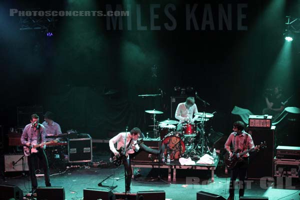 MILES KANE - 2011-11-05 - PARIS - La Cigale - 